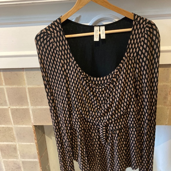 Anthropologie (Meadow Rue) long sleeve top black/beige lined to waist - Picture 1 of 6